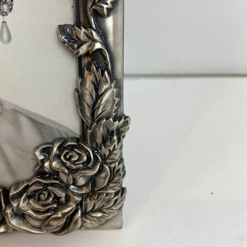 Vintage Photo Frame Metal Roses